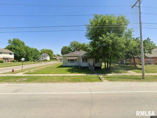 504 13th St, East Moline, IL, 61244-1523 | Card Image