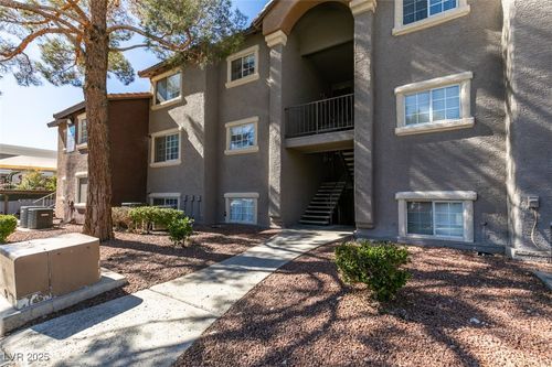 2012-2750 S Durango Drive, Las Vegas, NV, 89117 | Card Image