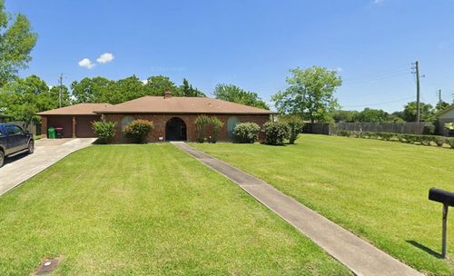 3400 Coachman Dr, Baytown, TX, 77521-1947 | Card Image