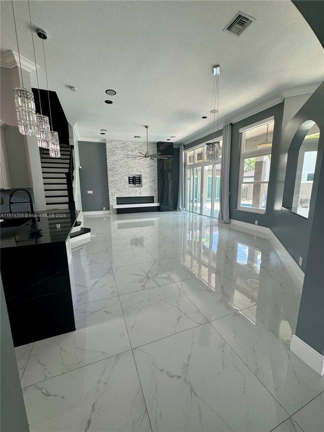 4248 Sw 185 Th Ave, House other with 7 bedrooms, 5 bathrooms and null parking in Miramar FL | Image 18