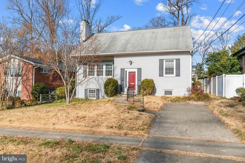 5517 Huntington Pkwy, BETHESDA, MD, 20814-1130 | Card Image