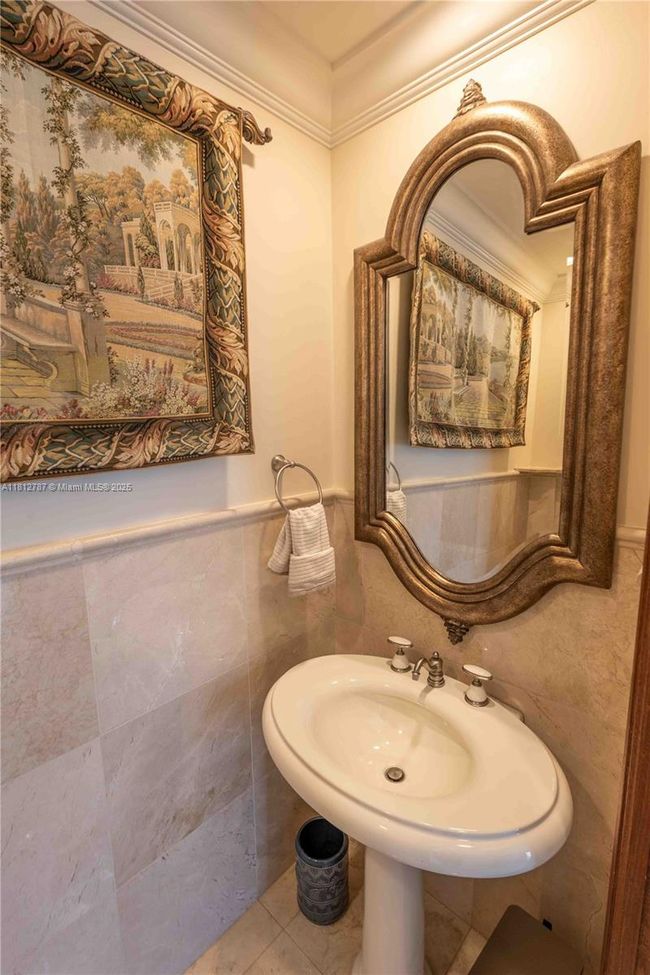 4241 Ne 23 Rd Ter, House other with 4 bedrooms, 4 bathrooms and null parking in Lighthouse Point FL | Image 19