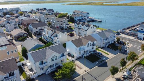 216 N Coolidge Ave, MARGATE CITY, NJ, 08402-1016 | Card Image