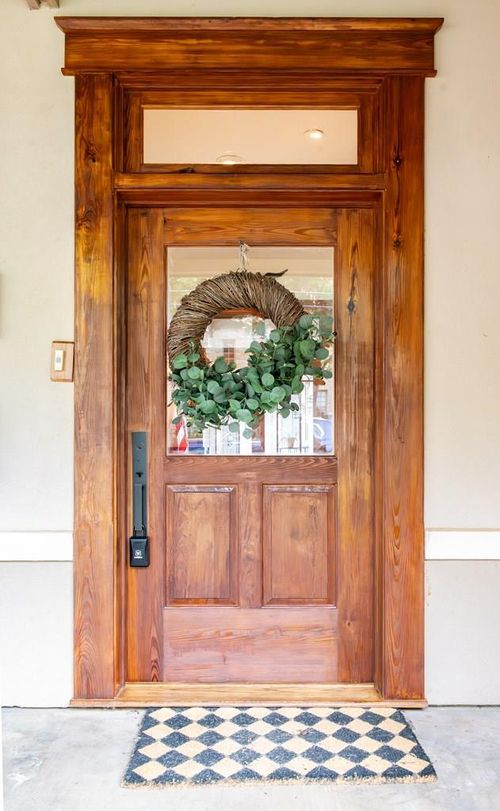 712 W Travis St, Fredericksburg, TX, 78624-2523 | Card Image