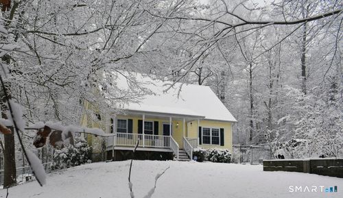 1649 Center Groton Rd, Ledyard, CT, 06339-1907 | Card Image