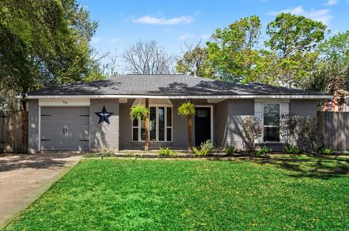 510 Brandywyne Dr, Friendswood, TX, 77546-3508 | Card Image