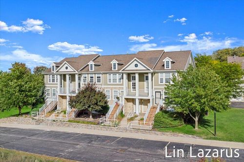 4868 Ausable River Dr Sw, Wyoming, MI, 49418-8812 | Card Image