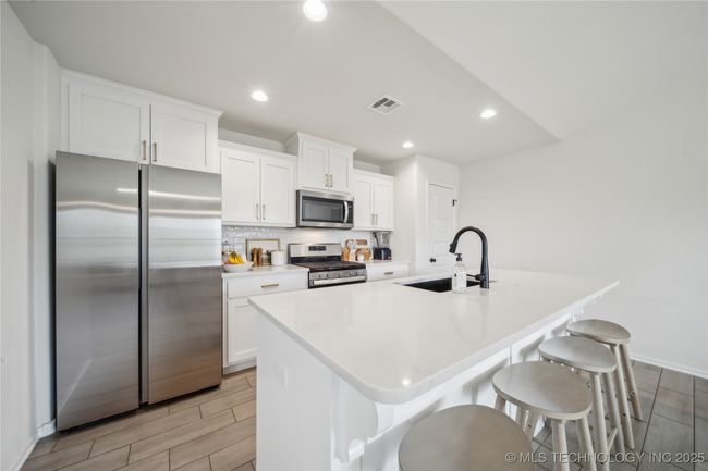 6198 S 320 Th East Ave, House other with 4 bedrooms, 2 bathrooms and null parking in Broken Arrow OK | Image 13