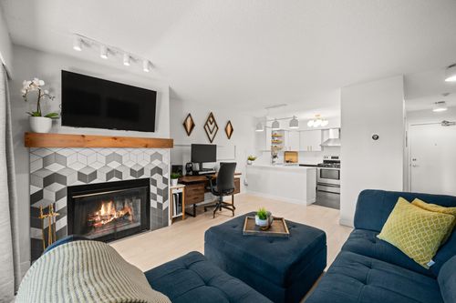 103-932 Robinson St, Coquitlam, BC, V3J7R8 | Card Image
