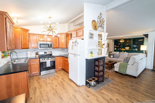 5215 Overbrook Dr, House other with 3 bedrooms, 2 bathrooms and null parking in Austin TX | Image 10
