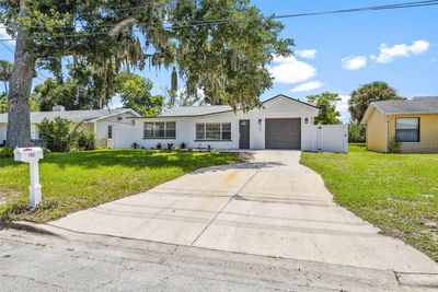 752 Colfax Drive, House other with 4 bedrooms, 1 bathrooms and null parking in Daytona Beach FL | Image 2