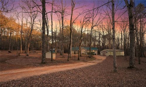 27 Hawk Trl, Newborn, GA, 30056-2810 | Card Image