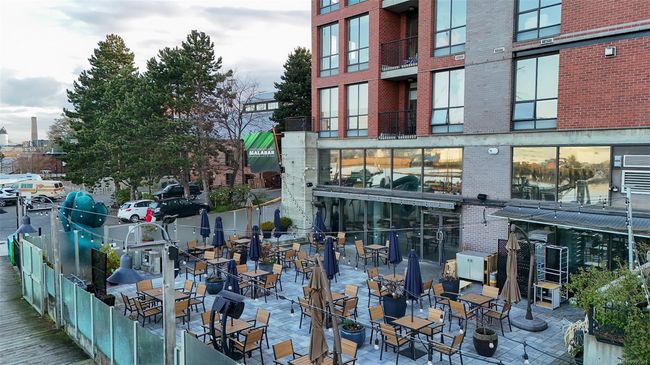 Waterfront Restaurant | Image 36