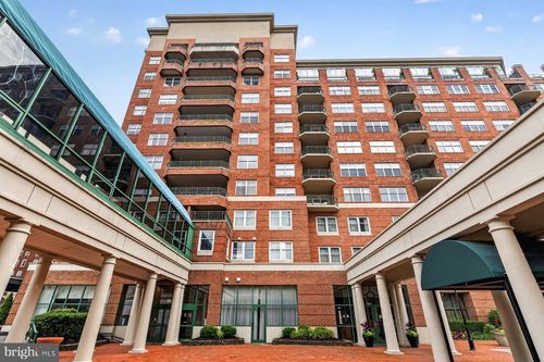 403-3801 Canterbury Rd, BALTIMORE, MD, 21218-2371 | Card Image