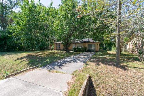 4504 Autumn Woods Way, TALLAHASSEE, FL, 32303-6935 | Card Image