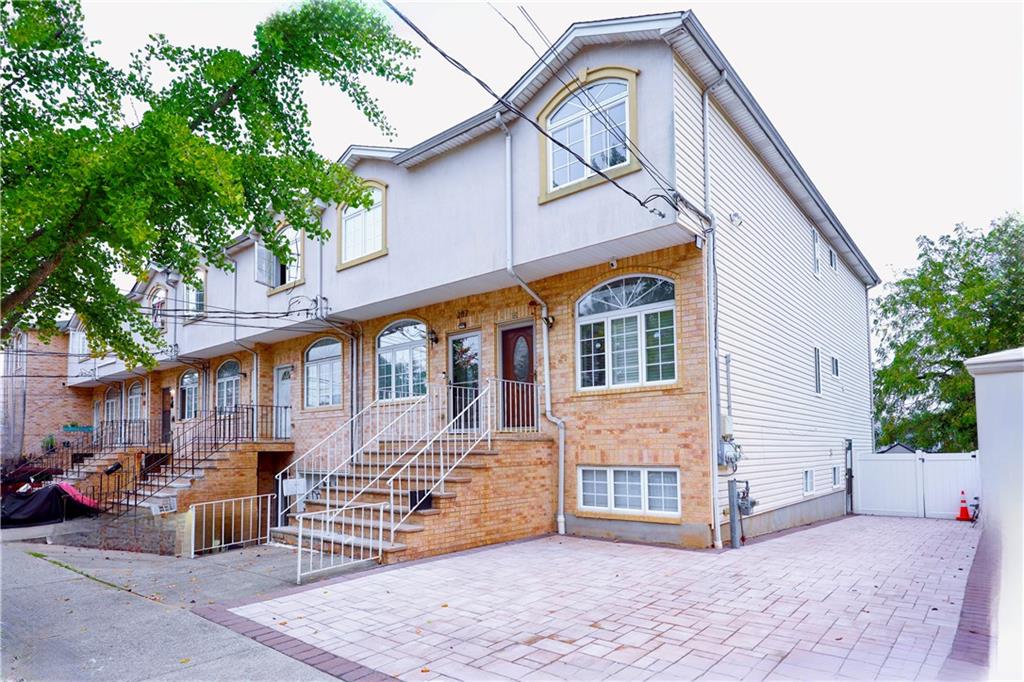 Nicholas Ave, Staten Island, NY 10302