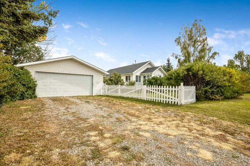 406 Railway Avenue, Cayley, AB, T0L0P0 | Card Image