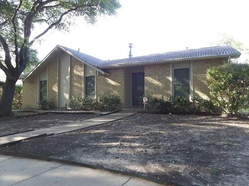11015 Wallbrook Drive, Dallas, TX, 75238 | Card Image