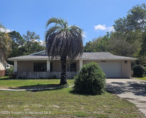 5526 Pinehurst Drive, Spring Hill, FL, 34606 | Card Image