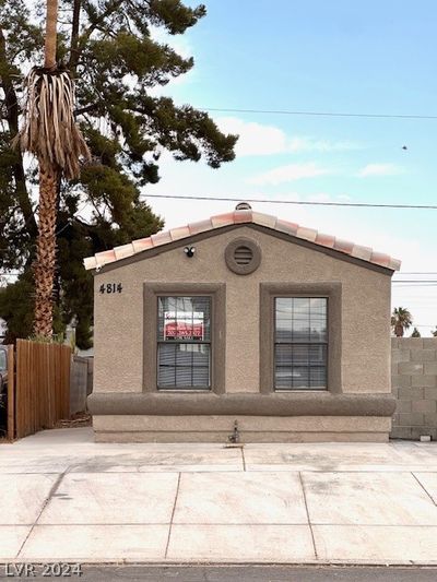 4814 Arizona Avenue, House other with 2 bedrooms, 1 bathrooms and null parking in Las Vegas NV | Image 1