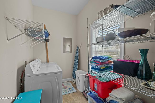 106 S Water St, House other with 6 bedrooms, 5 bathrooms and null parking in Swansboro NC | Image 15