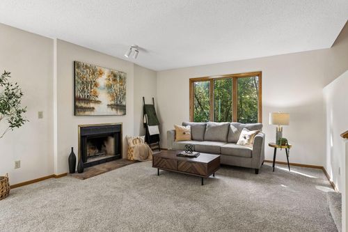 1432 Willow Creek Ln, Shoreview, MN, 55126-8534 | Card Image