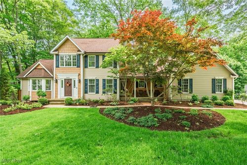 7965 Princewood Dr, Hudson, OH, 44236-1589 | Card Image