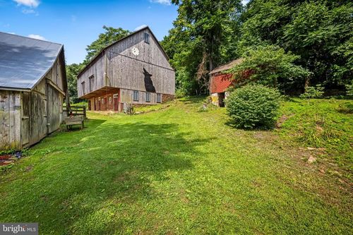 16756 Mount Airy Rd, SHREWSBURY, PA, 17361-2436 | Card Image