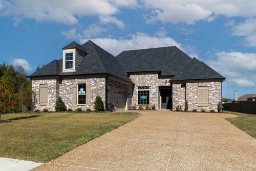 240 Laurel Wood Ln, Oakland, TN, 38060-3530 | Card Image