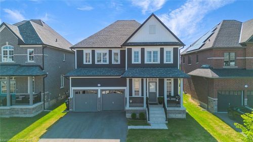 134 Strachan Trail, Beeton, ON, L0G1A0 | Card Image