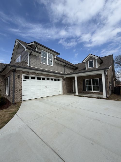 7208 Maddenwood Ln, Hermitage, TN, 37076-2457 | Card Image