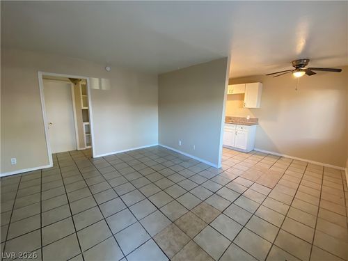apt-3-230 W Boston Ave, Las Vegas, NV, 89102-4745 | Card Image