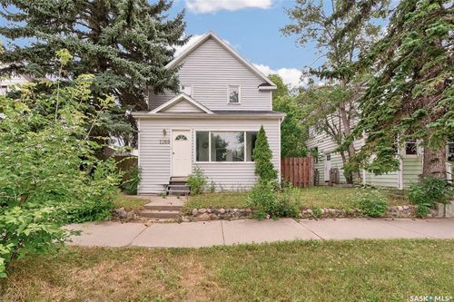 1169 1st Ave Nw, Moose Jaw, SK, S6H3N4 | Card Image