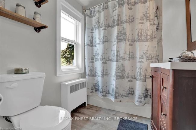137 Hillendale Ave, House other with 3 bedrooms, 2 bathrooms and 5 parking in Kingston ON | Image 25