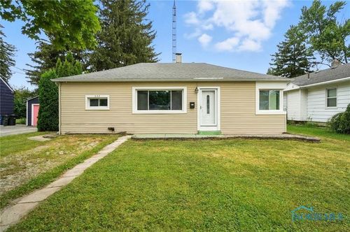 533 W 8th St, Perrysburg, OH, 43551-1604 | Card Image