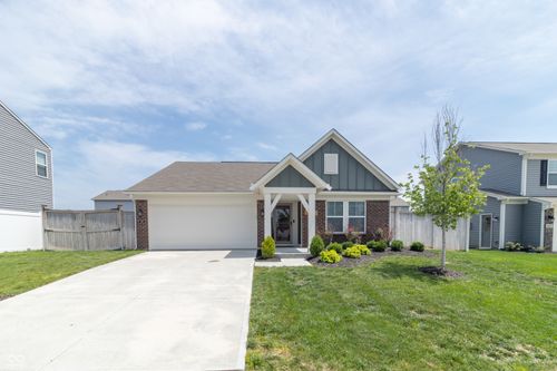 653 Springdale Lane, Greenfield, IN, 46140 | Card Image