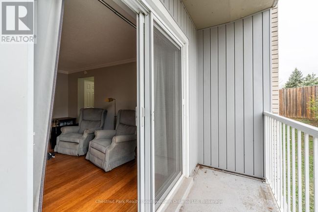 7 - 37 Conroy Cres, Condo with 2 bedrooms, 1 bathrooms and 1 parking in Guelph ON | Image 25