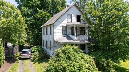 59 Day Ave, Northampton, MA, 01060-2304 | Card Image
