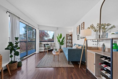 305-2330 Maple St, Vancouver, BC, V6J3T6 | Card Image