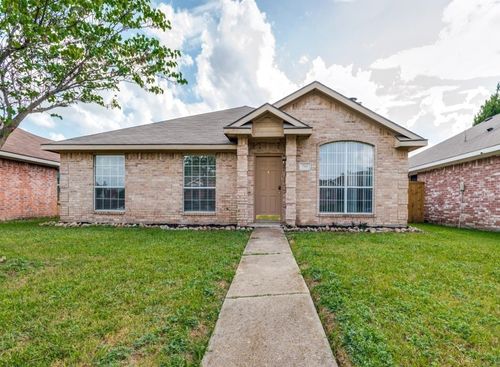 709 Catalina Dr, Lancaster, TX, 75146-1046 | Card Image