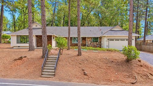 11415 Francis Drive, Grass Valley, CA, 95949 | Card Image