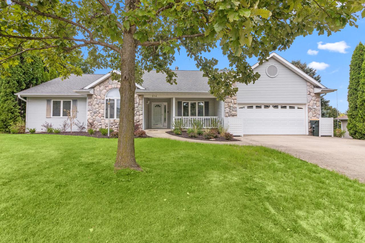 Christie Ln, Twin Lakes, WI 53181