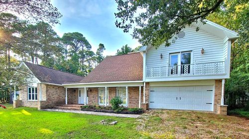 489 Royal Oak Dr, Pass Christian, MS, 39571-2304 | Card Image