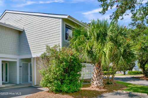 100 Driftwood Ct, Wrightsville Beach, NC, 28480-1745 | Card Image