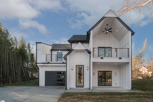 301 Front St, Easley, SC, 29640-2349 | Card Image