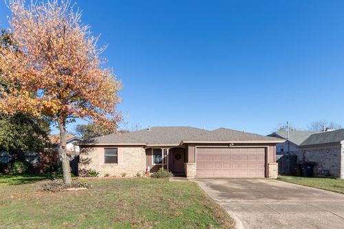 5736 Springtide Drive, Fort Worth, TX, 76135 | Card Image