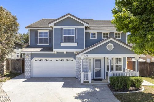 724 Parrish Street, Ventura, CA, 93003 | Card Image