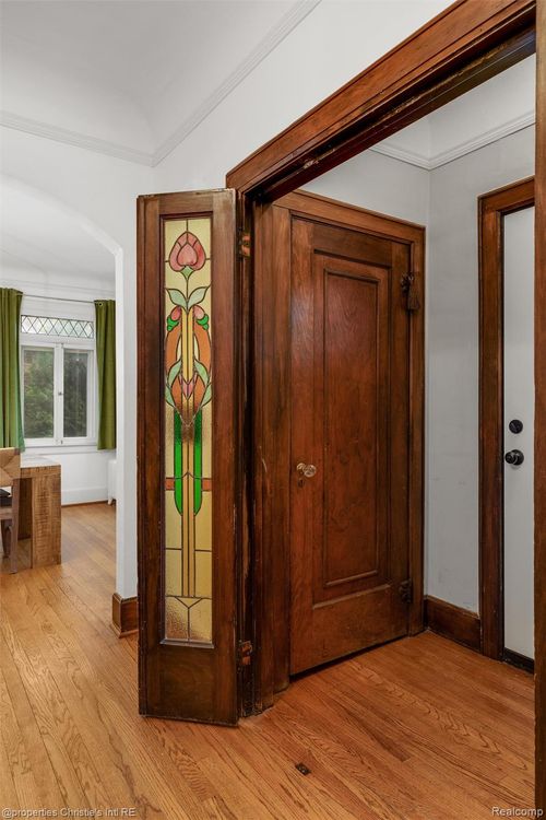 1409 Sunset Blvd, Royal Oak, MI, 48067-1069 | Card Image