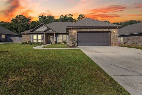 1352 Sierra Estates Dr, Mobile, AL, 36608-4016 | Card Image
