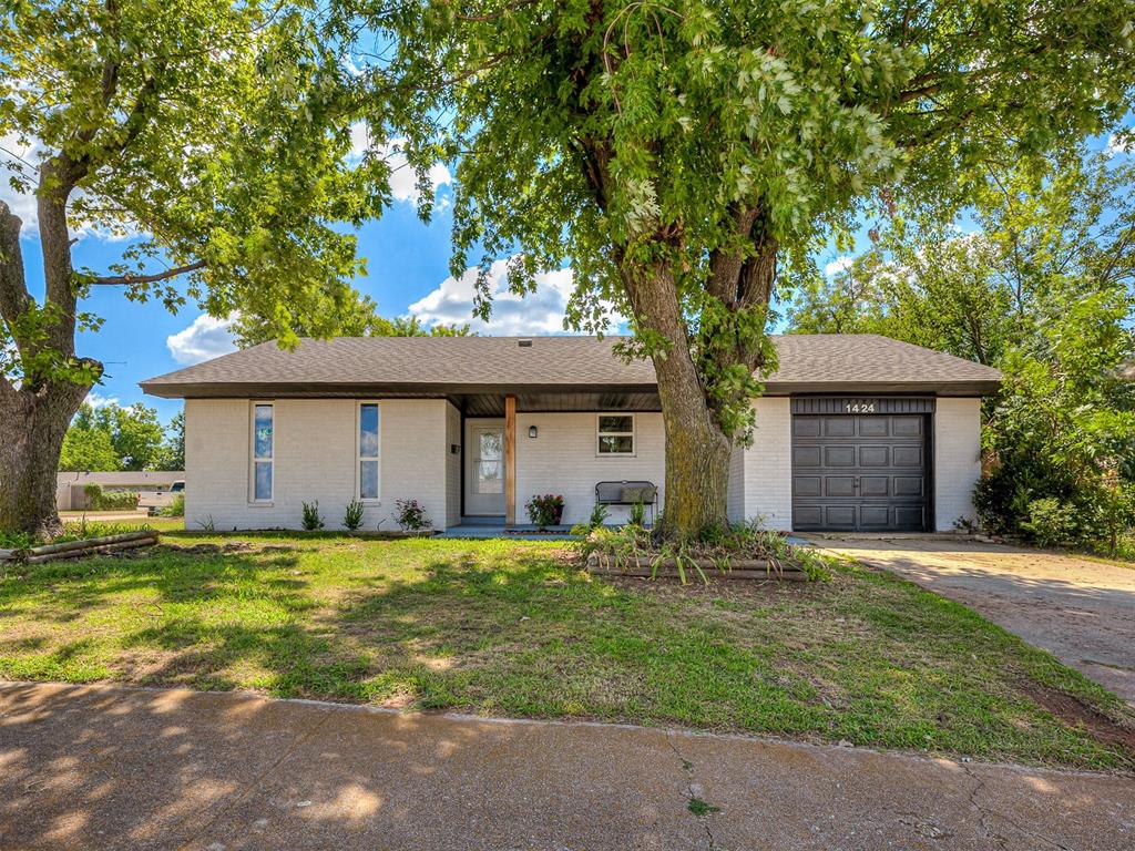 Kingston Rd, Norman, OK 73071